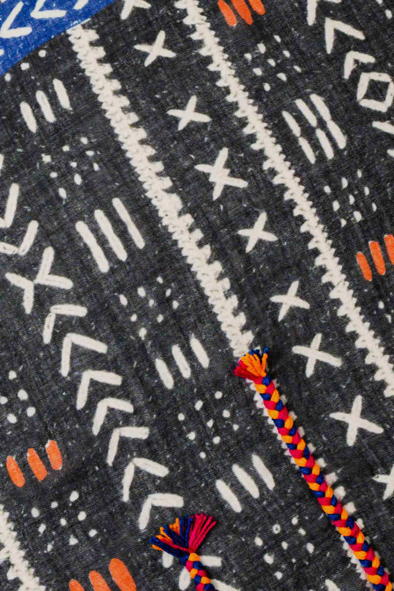 Noughts and Crosses scarf, black