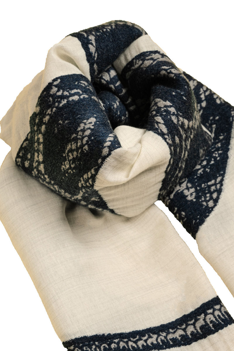 Snake scarf, Ivory