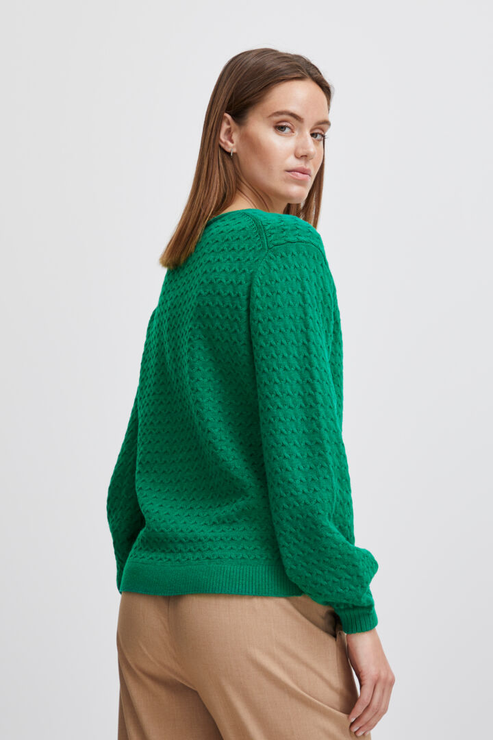 Milo V neck jumper, cadmium green