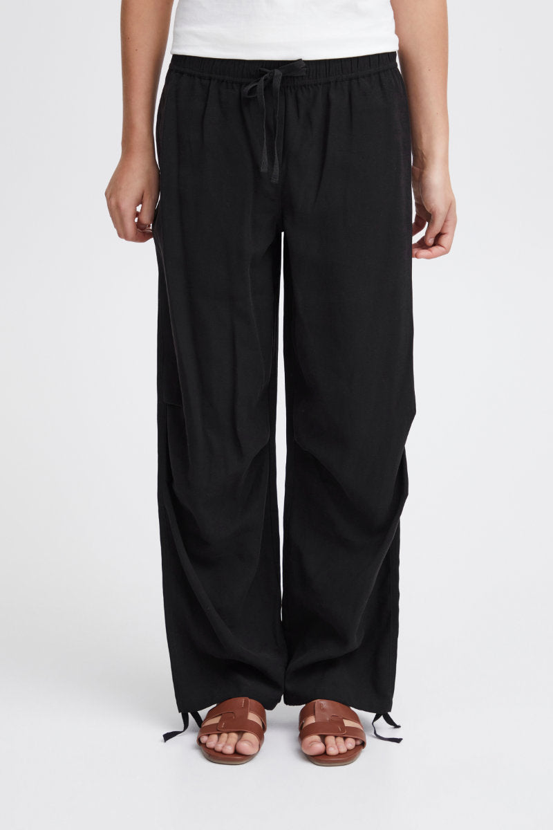 Hizta trousers, black