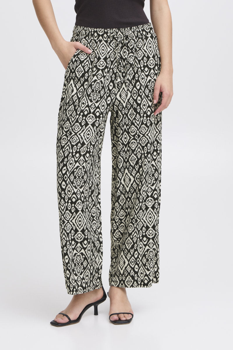 Linno copped trousers, black