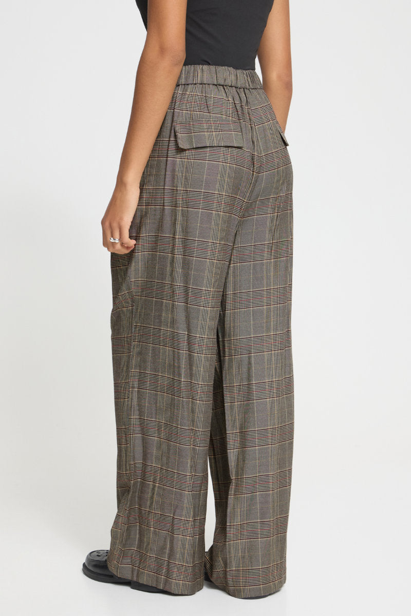 Laito check trousers, black tan
