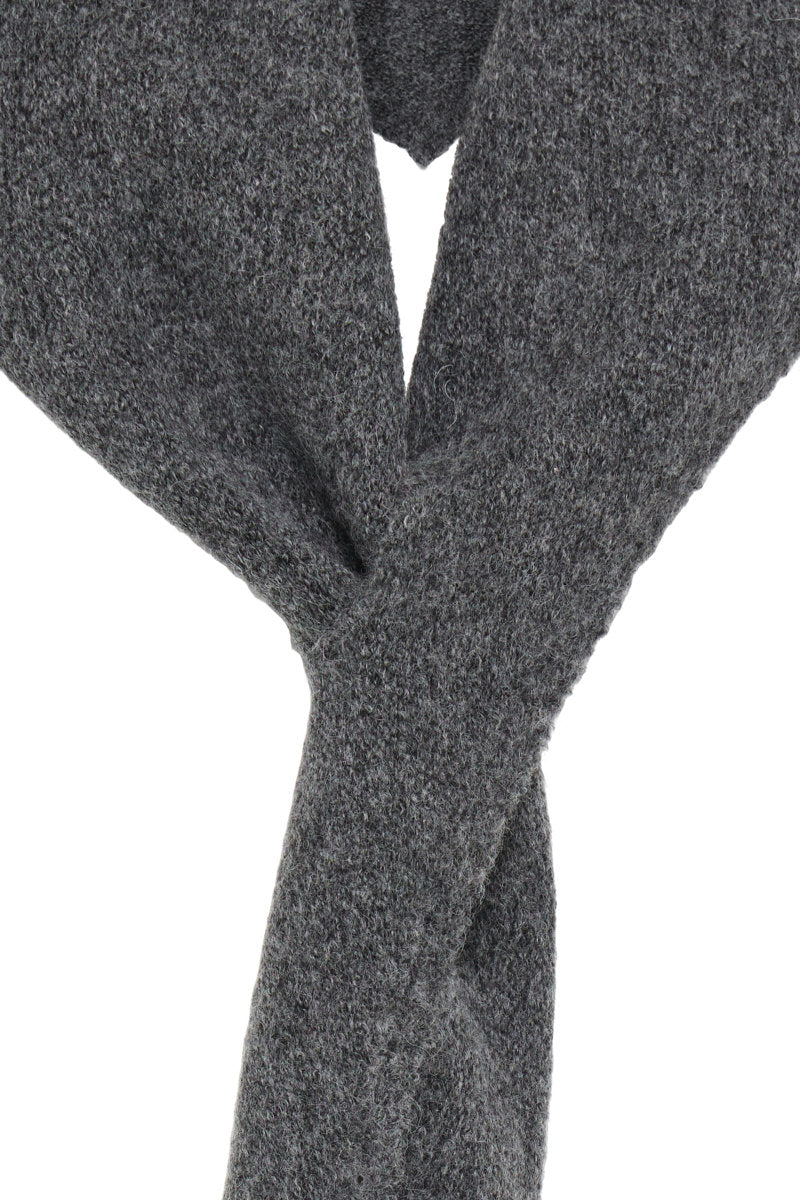 Gry triangle scarf, charcoal
