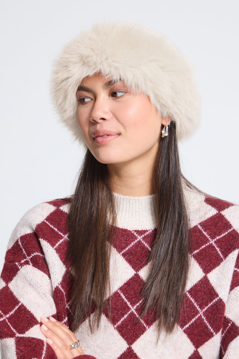 Ebna hat, cream
