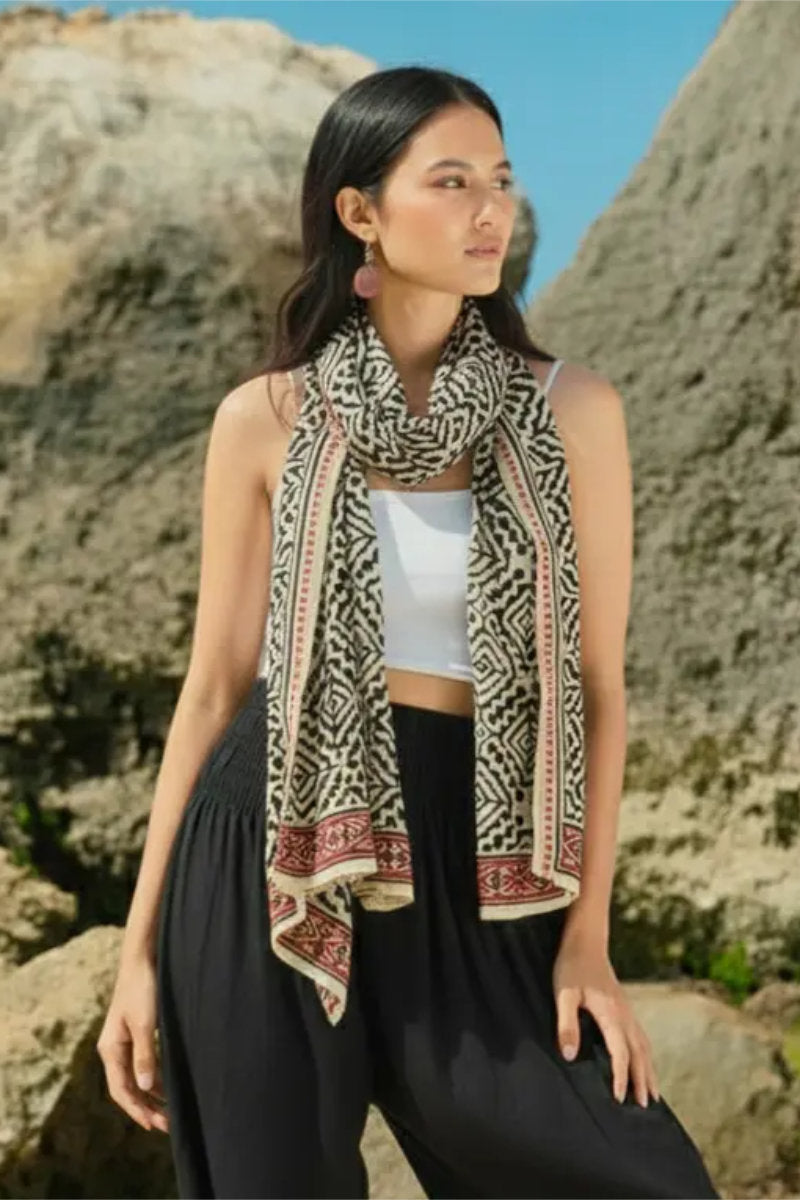 Zig zag sarong, black