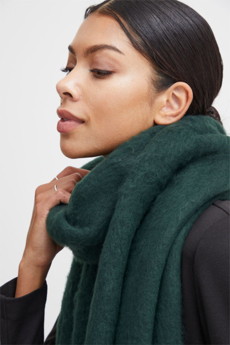 Wilme scarf, bottle green