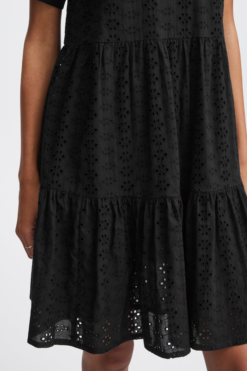 Fenni tiered dress, black