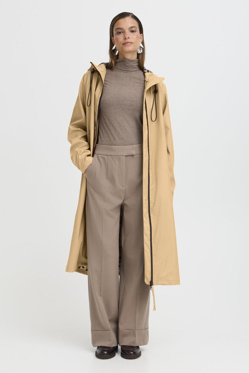 Avan long lined raincoat, caramel