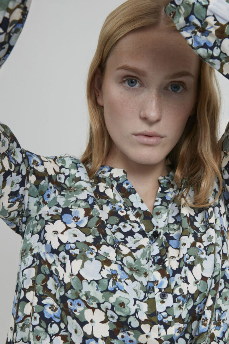 Josa tunic, frosty green