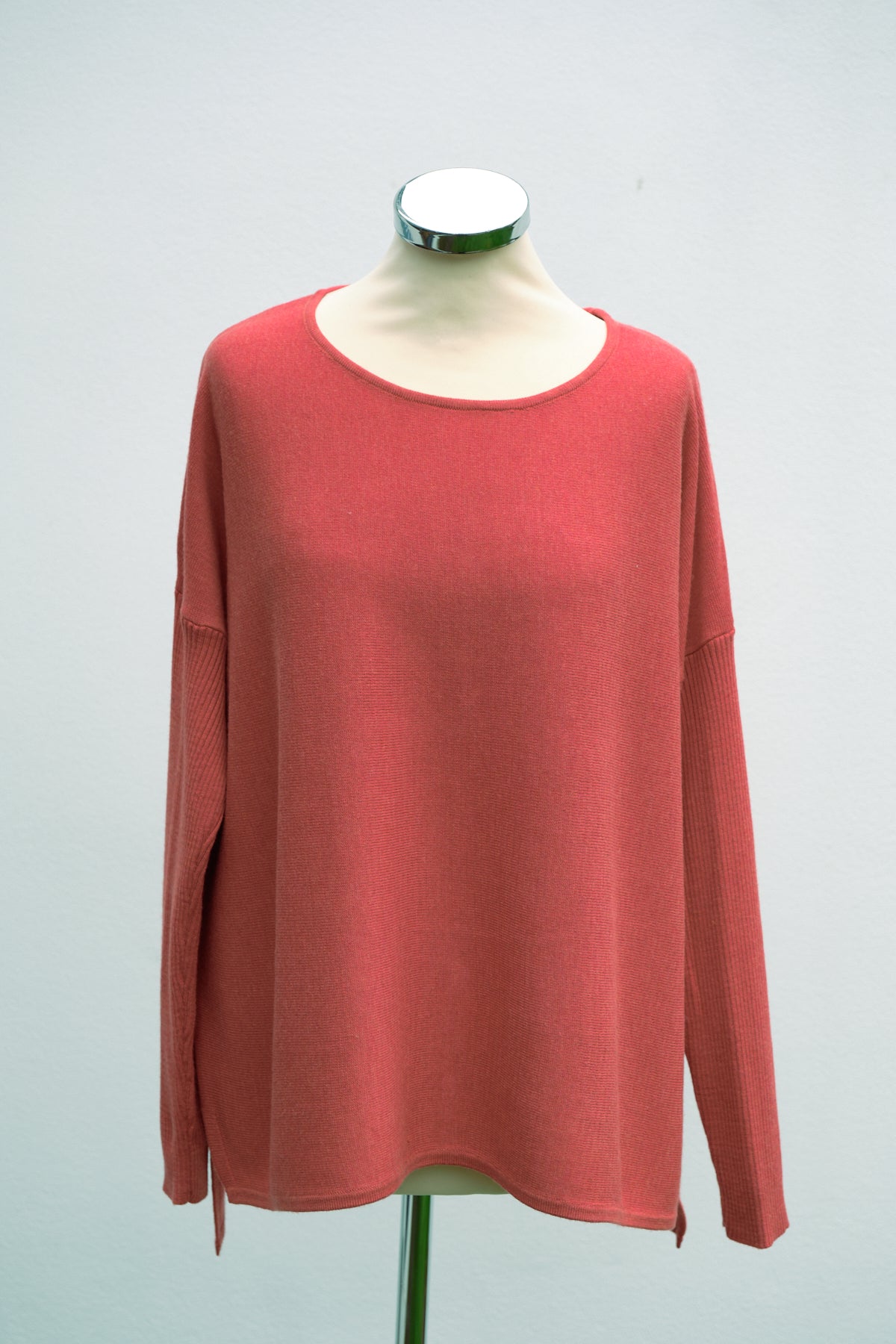 Button back jumper, Spice