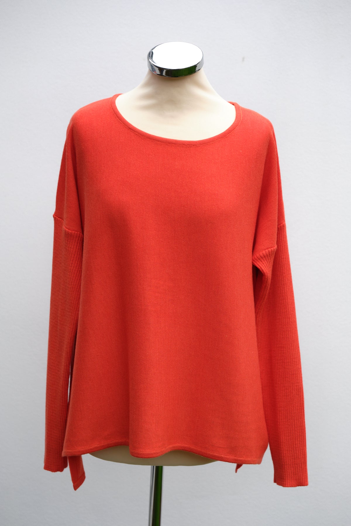 Bow back jumper, orange