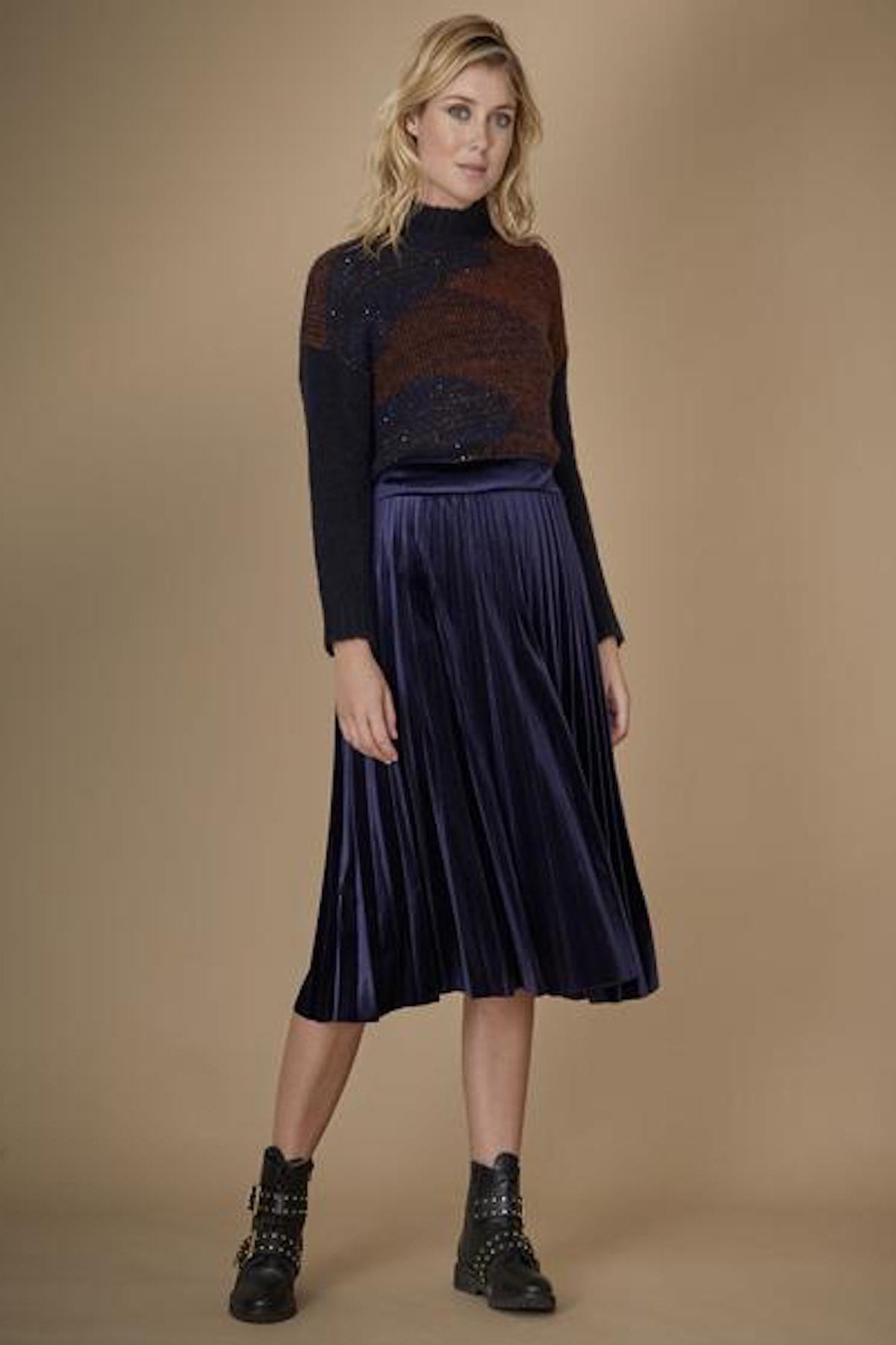 Pleated skirt, navy