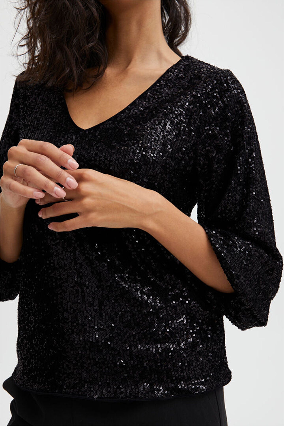 Solia sequin top, black