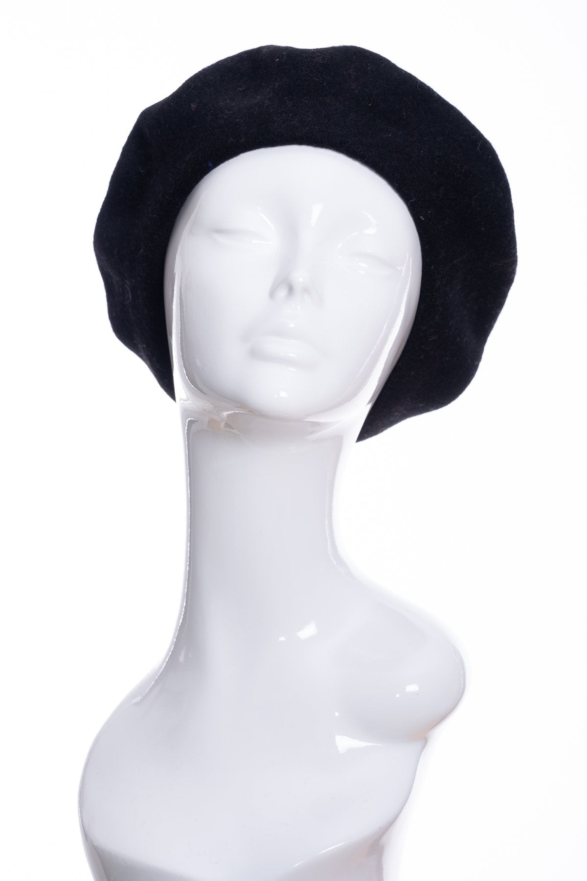 Kopka merino wool classic beret, black, front view