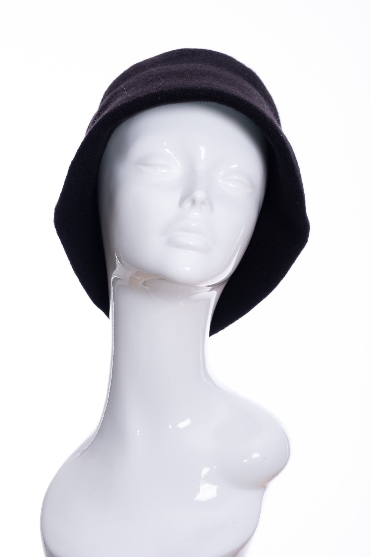Kopka merino wool cloche hat, black, front view