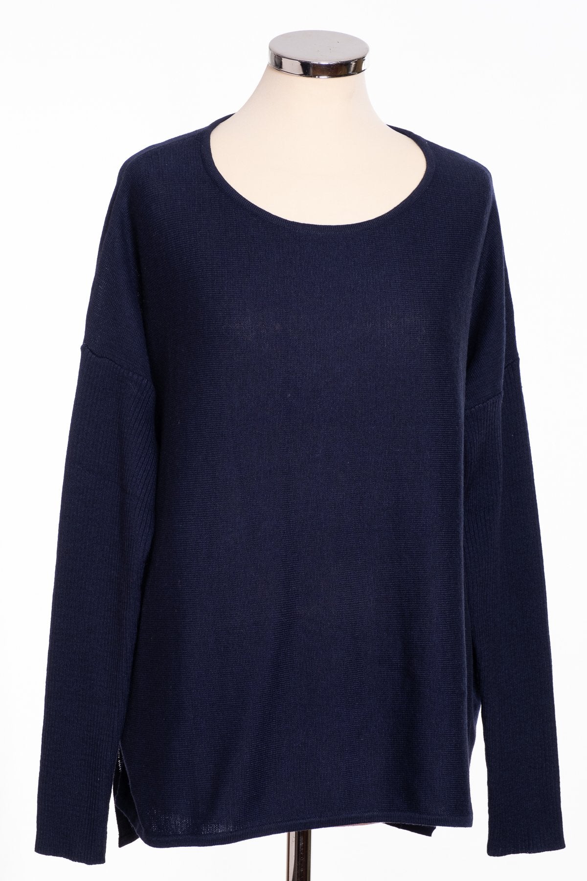 Ginger Toby bow back jumper, navy, front view