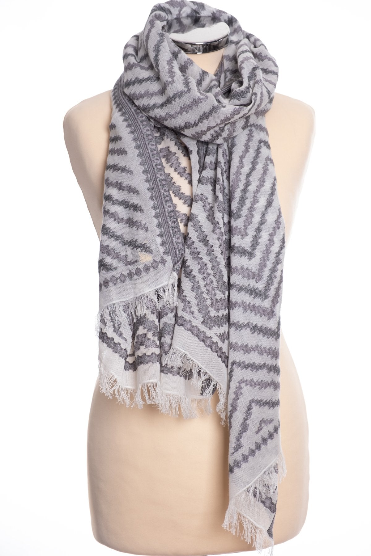 Kapre zig zag design scarf, grey, tied view