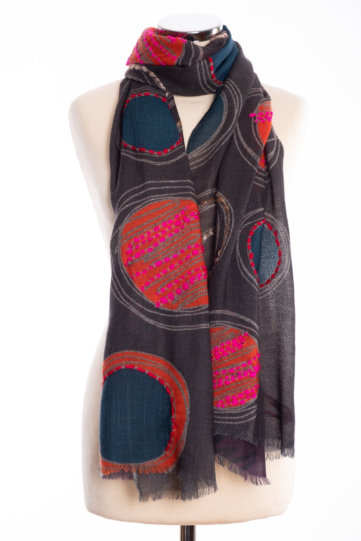 Kapre scribbled circles design scarf, grey, tied view