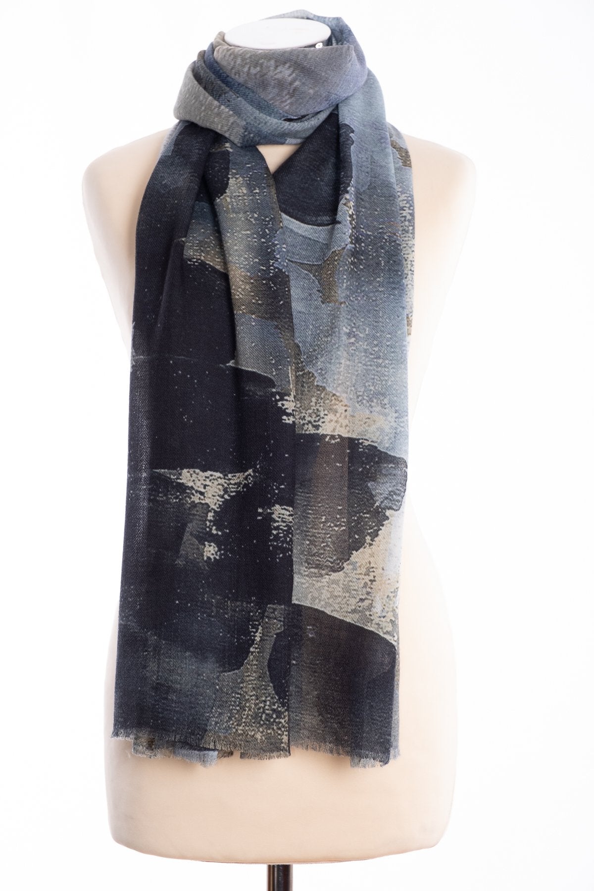 Kapre brush stroke design scarf, grey, tied view