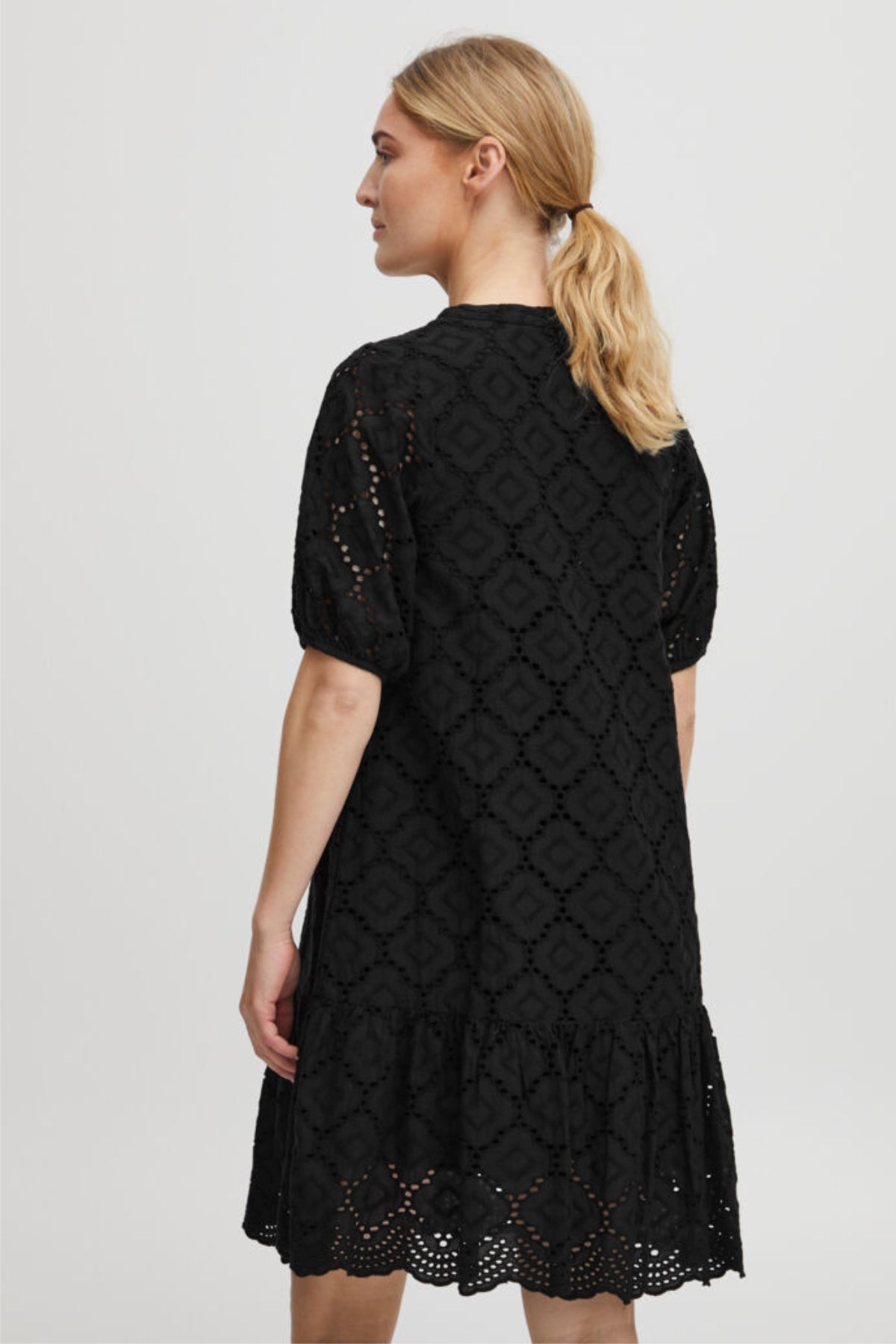 Falie Broderie dress, black