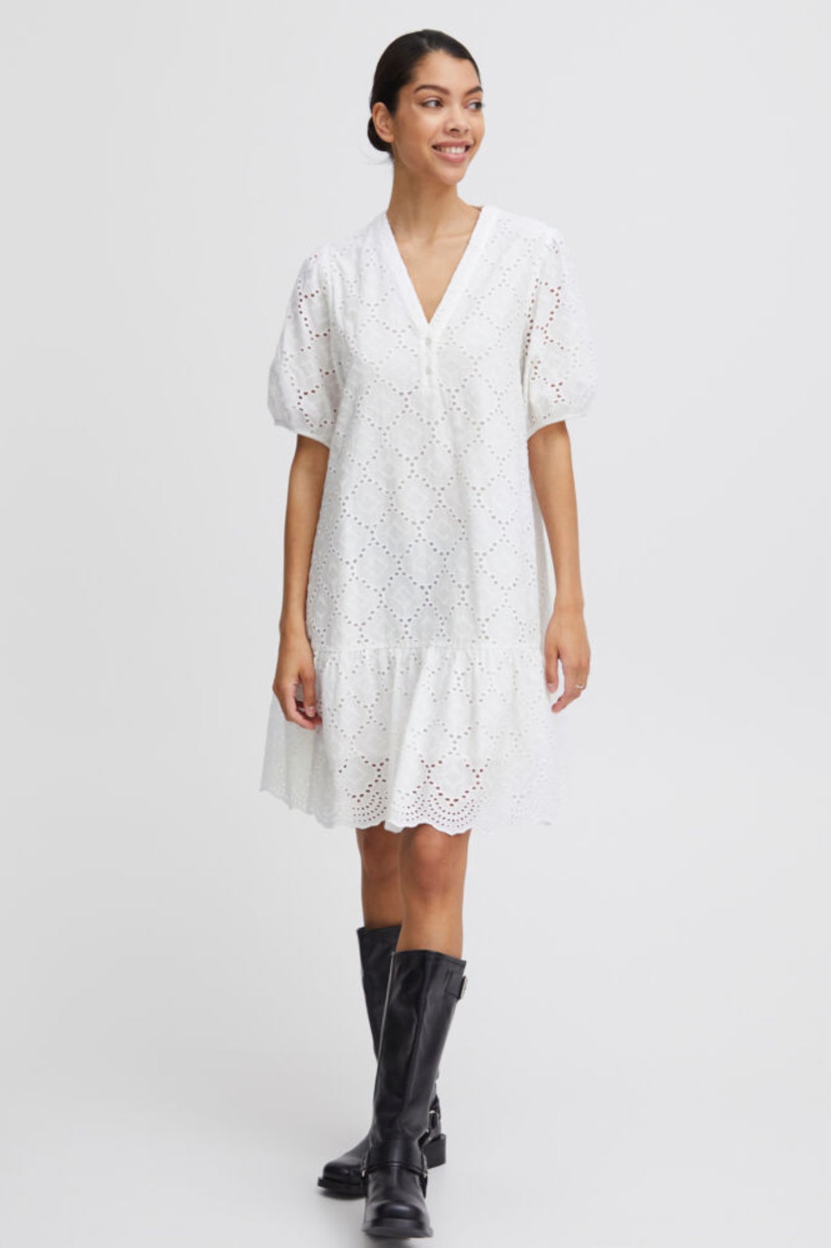 Falie Broderie dress, white
