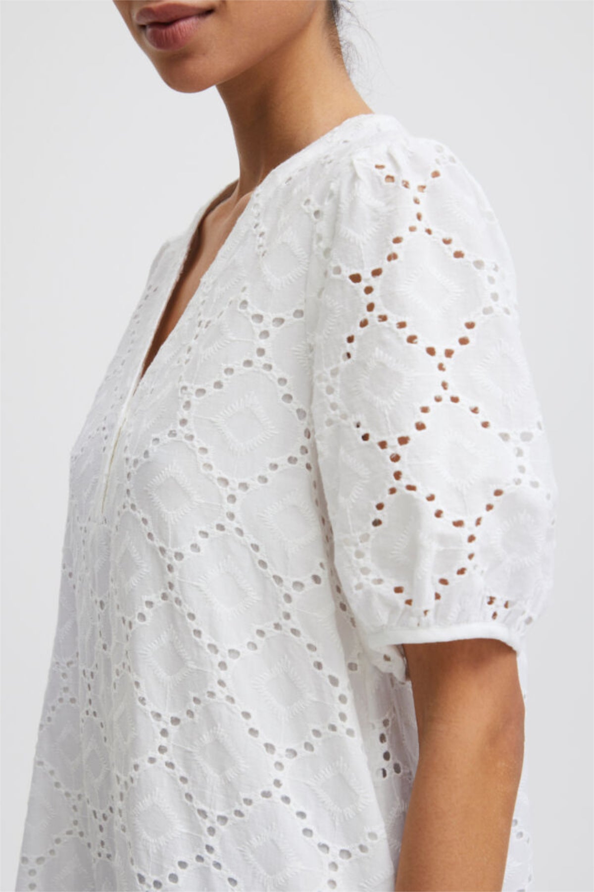 Falie Broderie dress, white