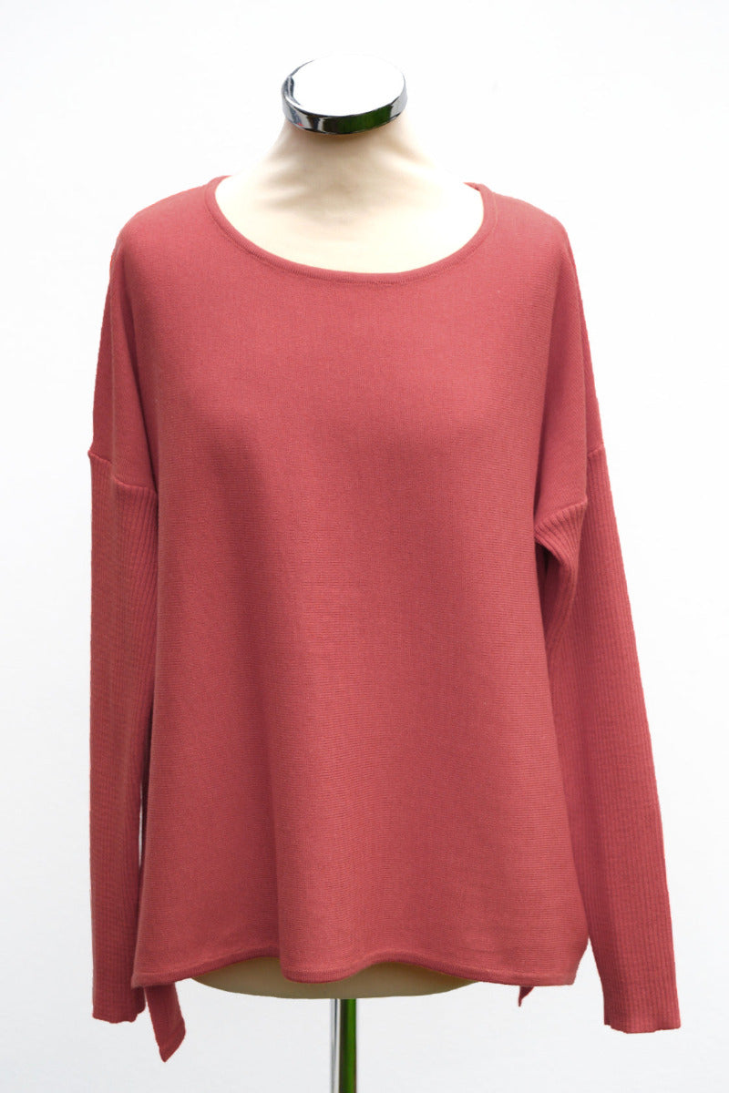Bow back jumper, coral