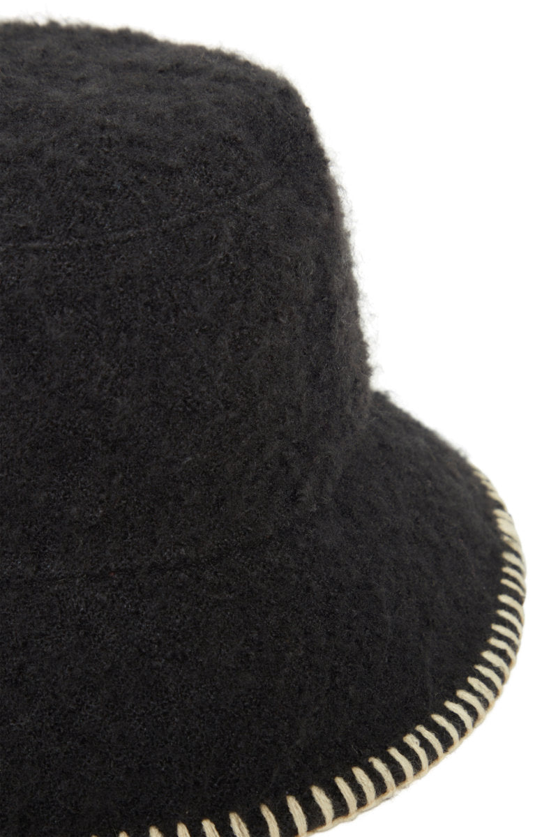 Benedita hat, black