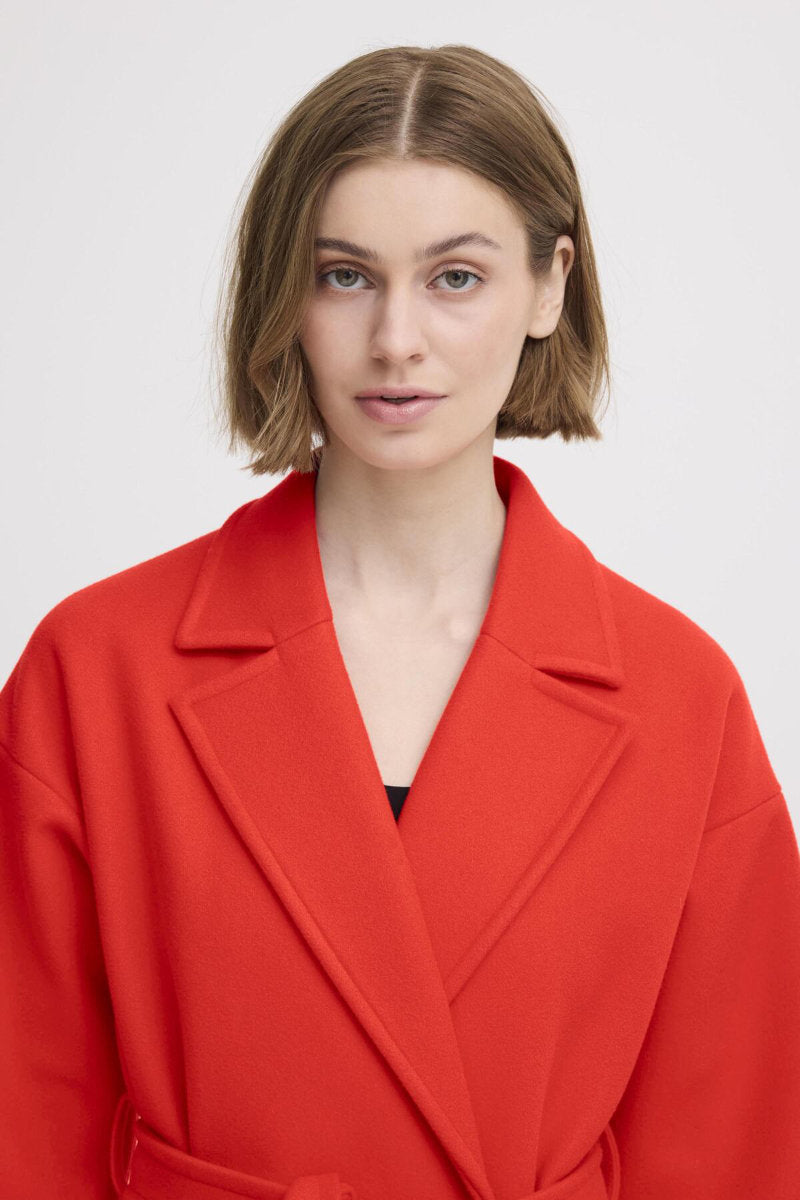 Jannet coat, fiery red