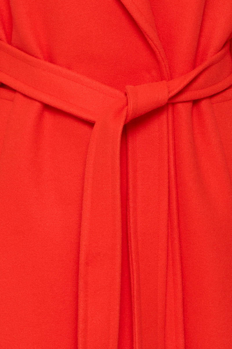Jannet coat, fiery red