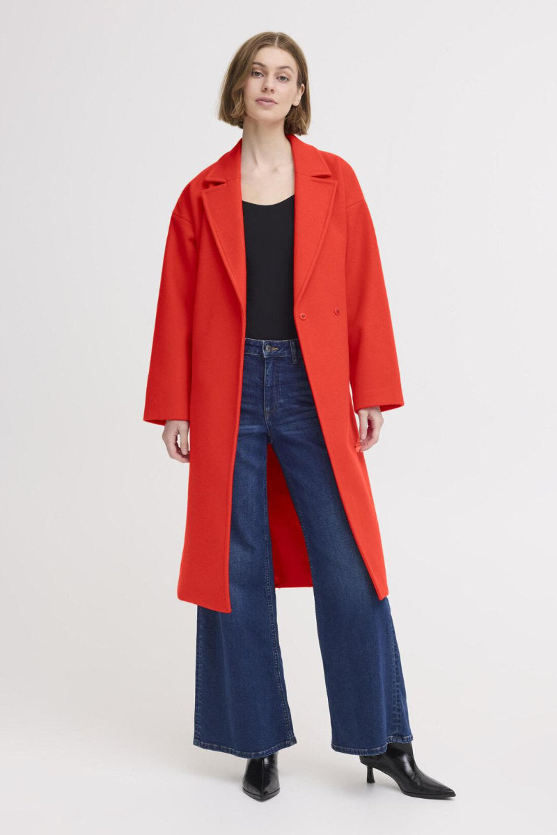 Jannet coat, fiery red