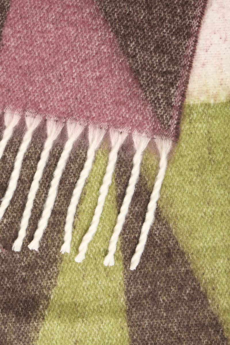 Malfrid scarf, russet olive