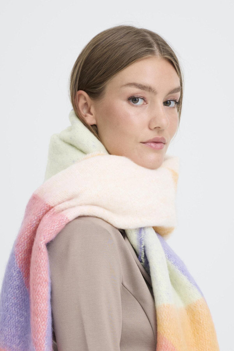 Malfrid scarf, pink lilac