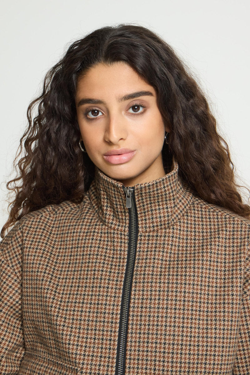 Esolu jacket, brown