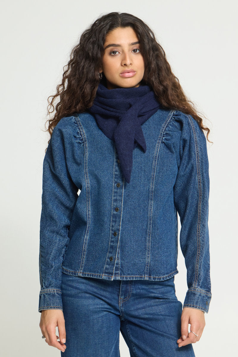 Gry triangle scarf, navy