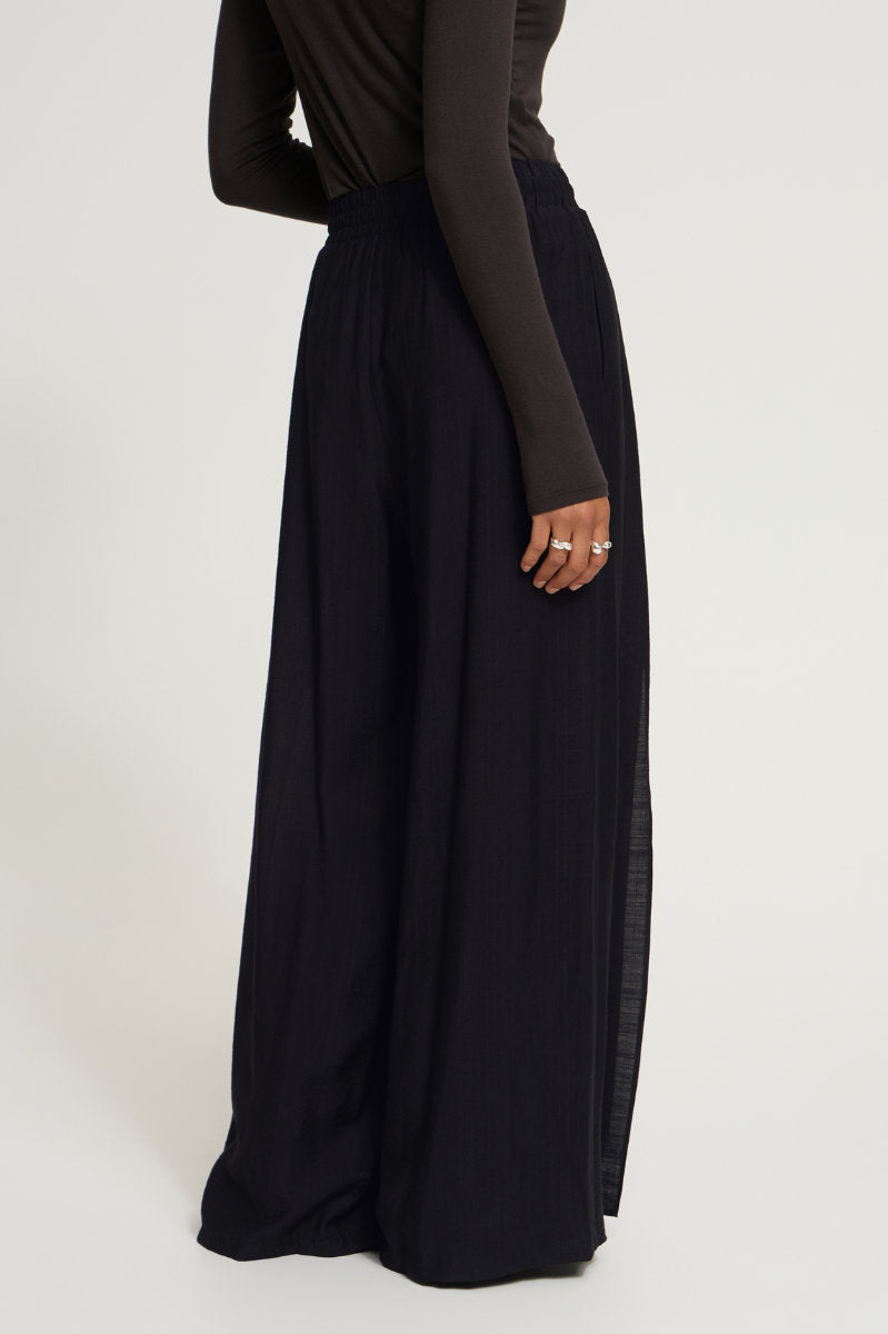 Ginnie palazzo pants, black