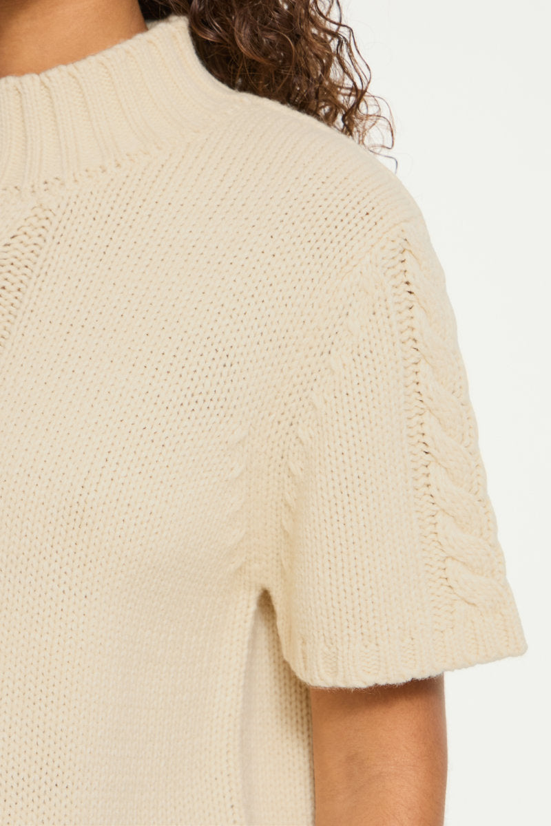 Avelora jumper, crème brûlée