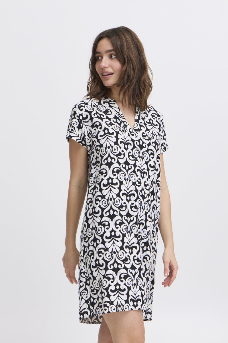 Falakka V neck tunic, black/white