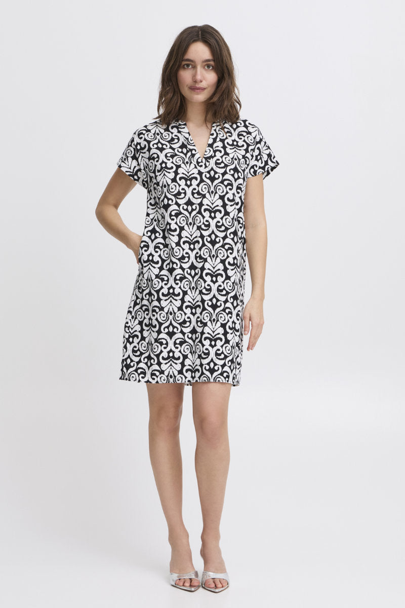 Falakka V neck tunic, black/white