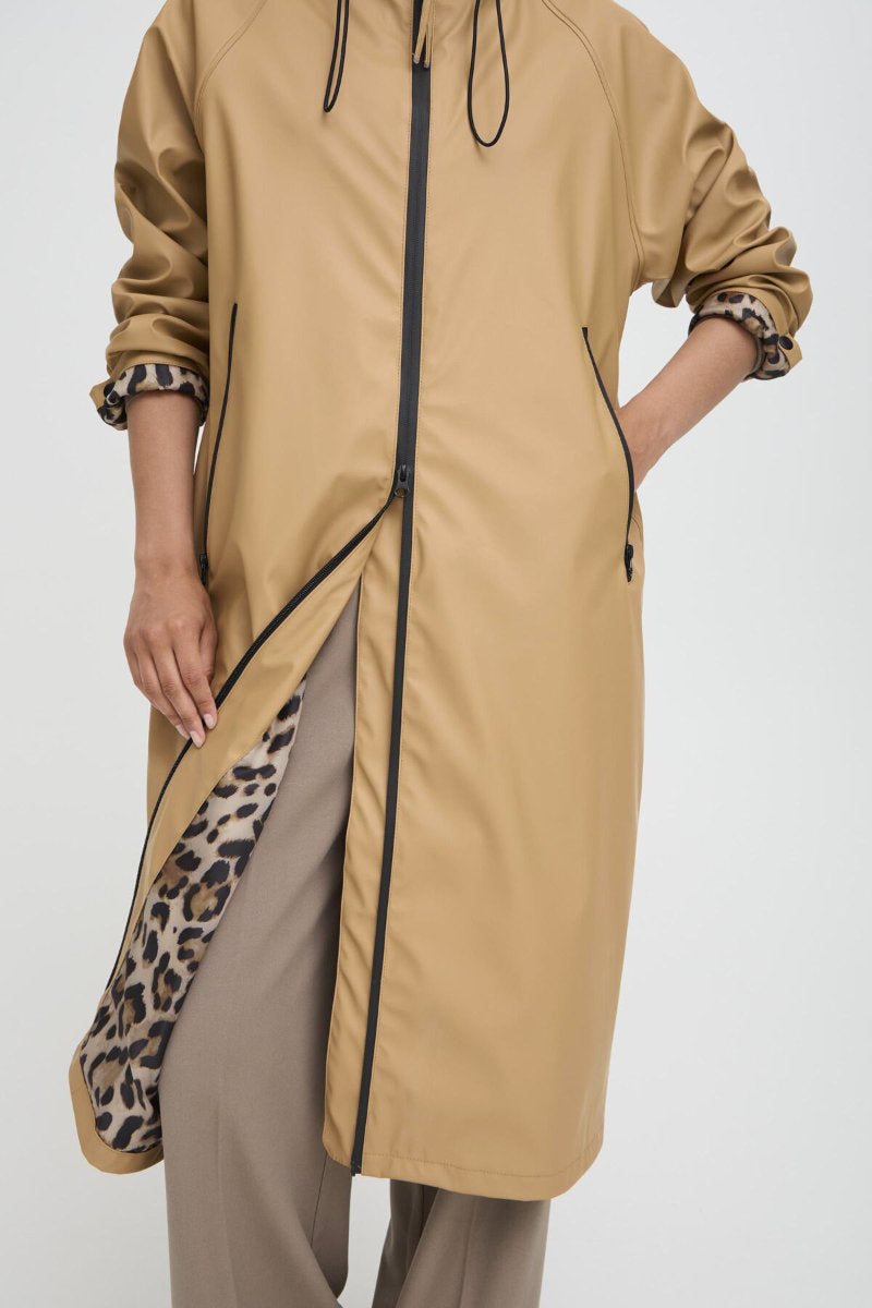Avan long lined raincoat, caramel