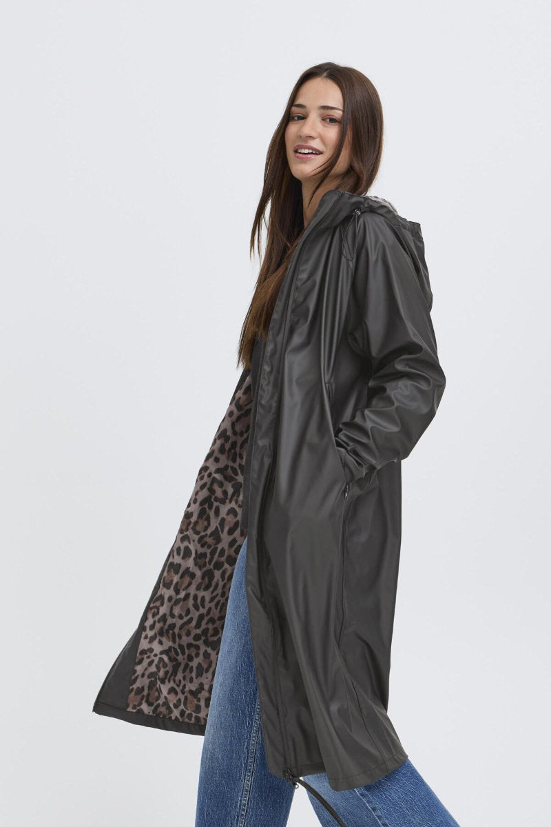 Avan lined coat, black
