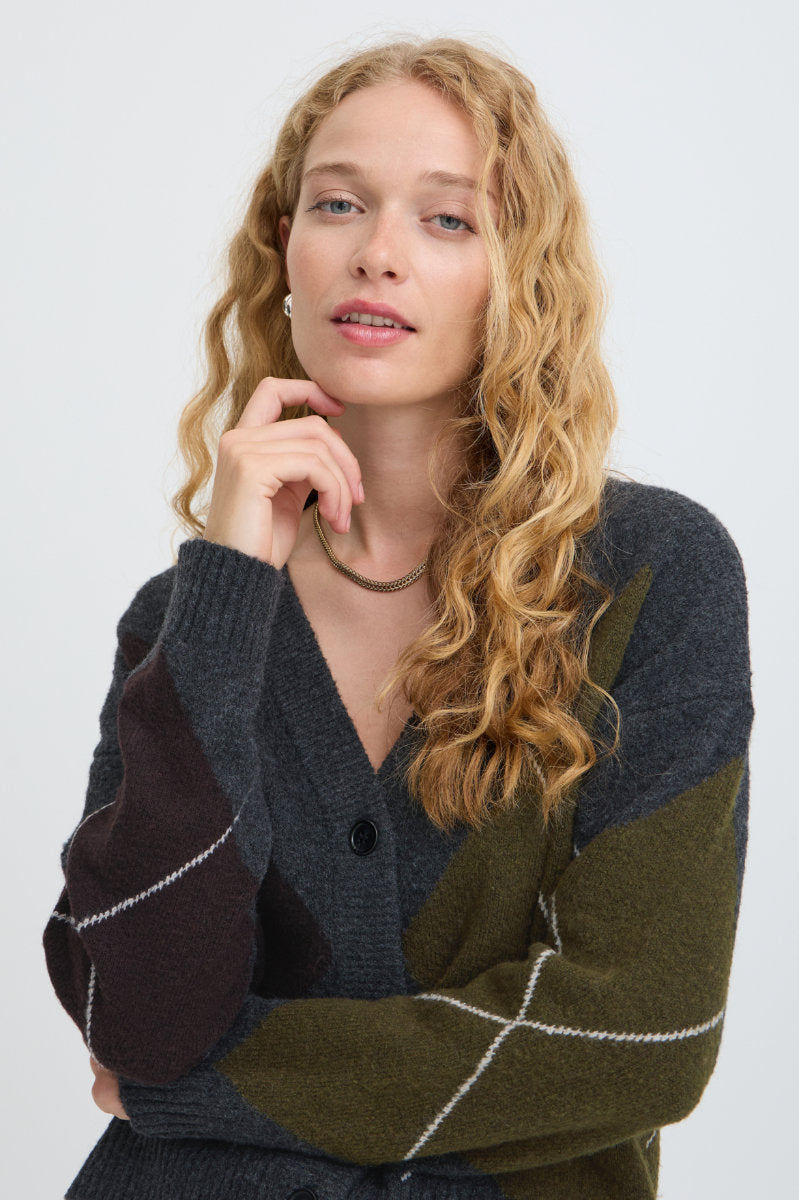 Osmilla cardi, charcoal