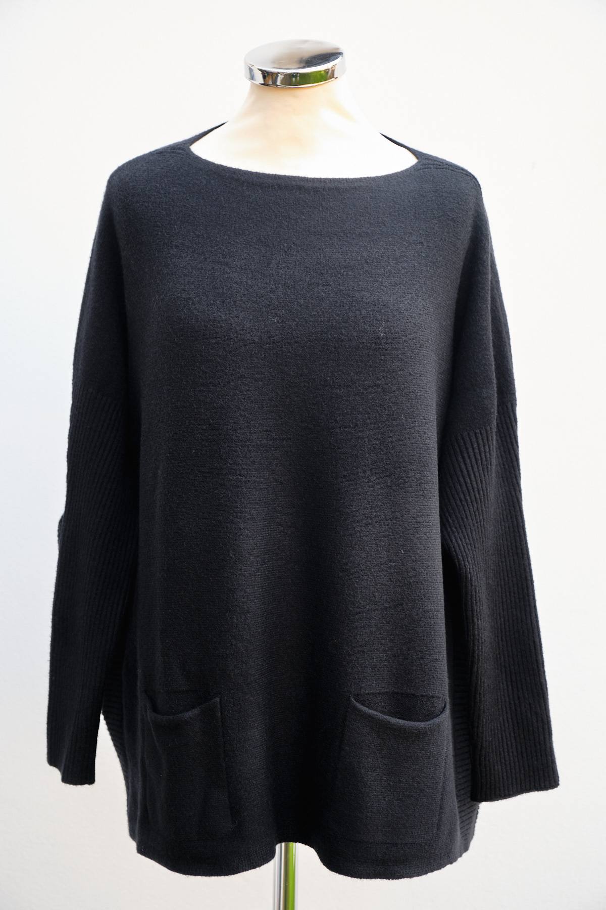 Pocket jumper, black