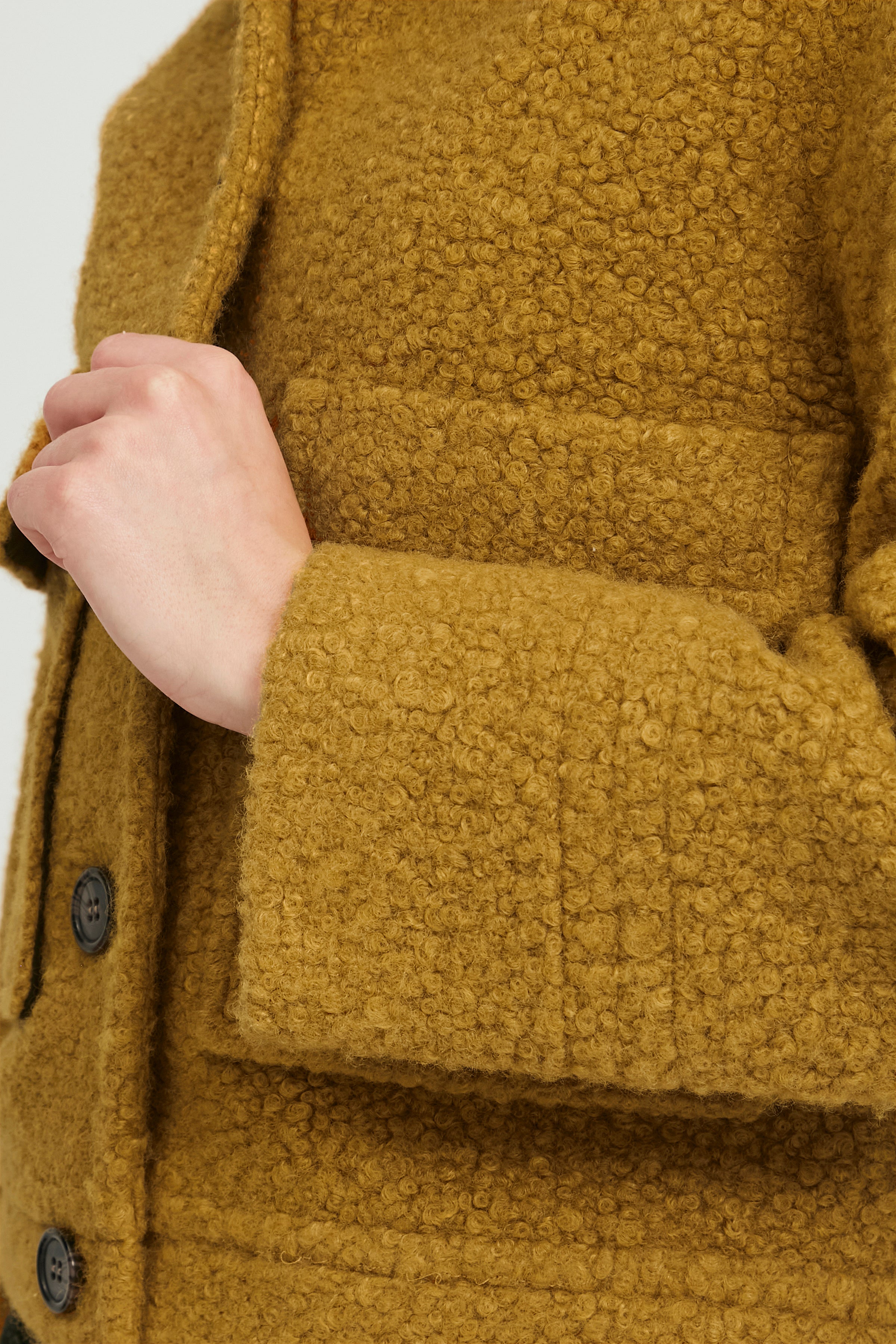 Aslan jacket, gold