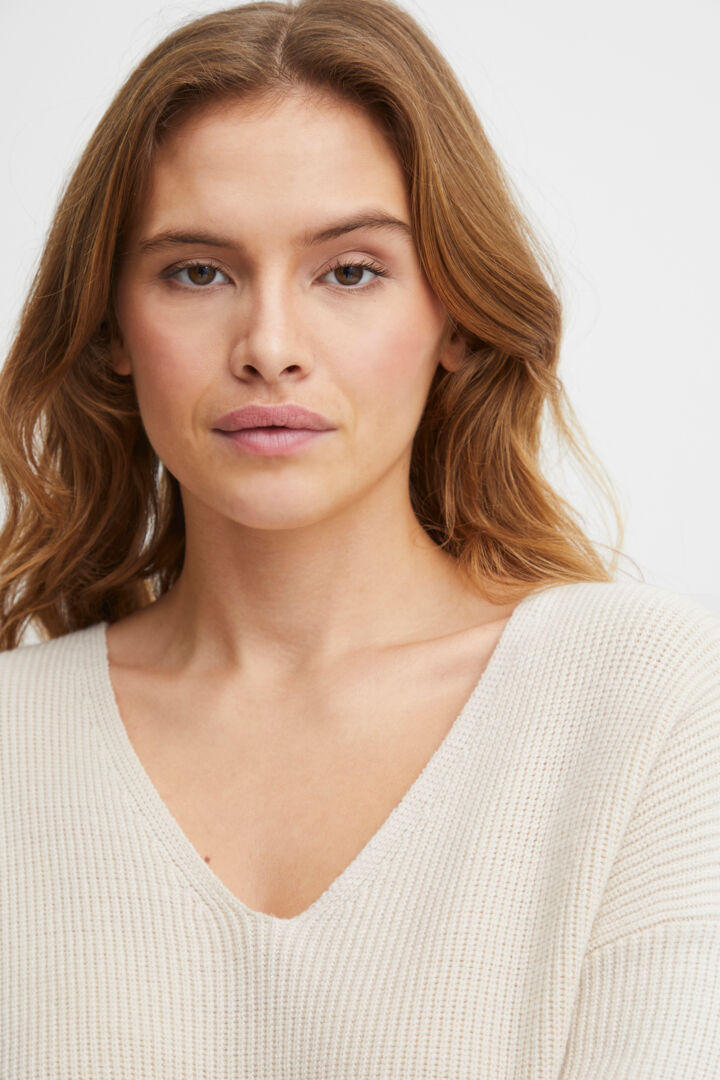 Milo V neck jumper, birch