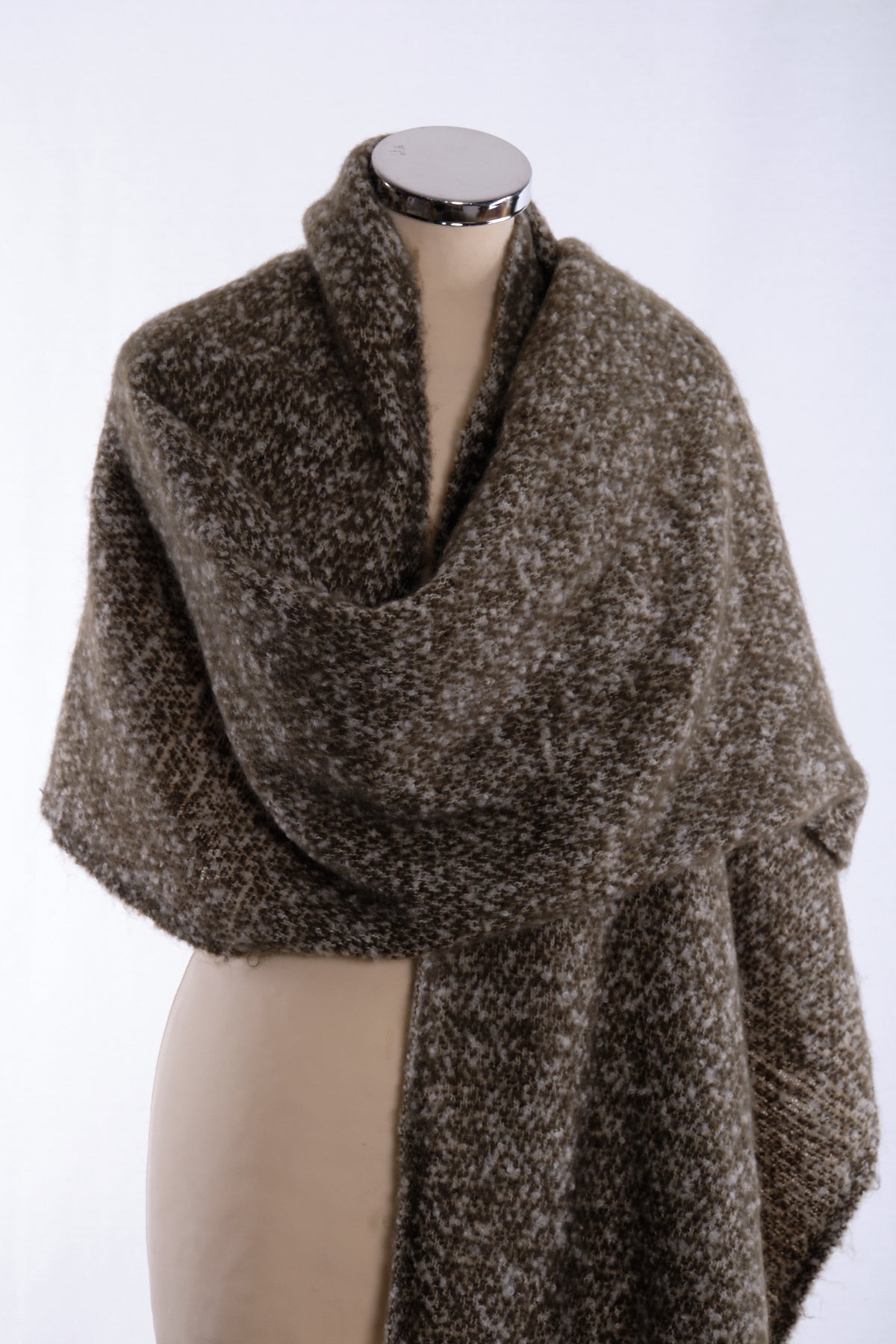 Fluffy Scarf, olive
