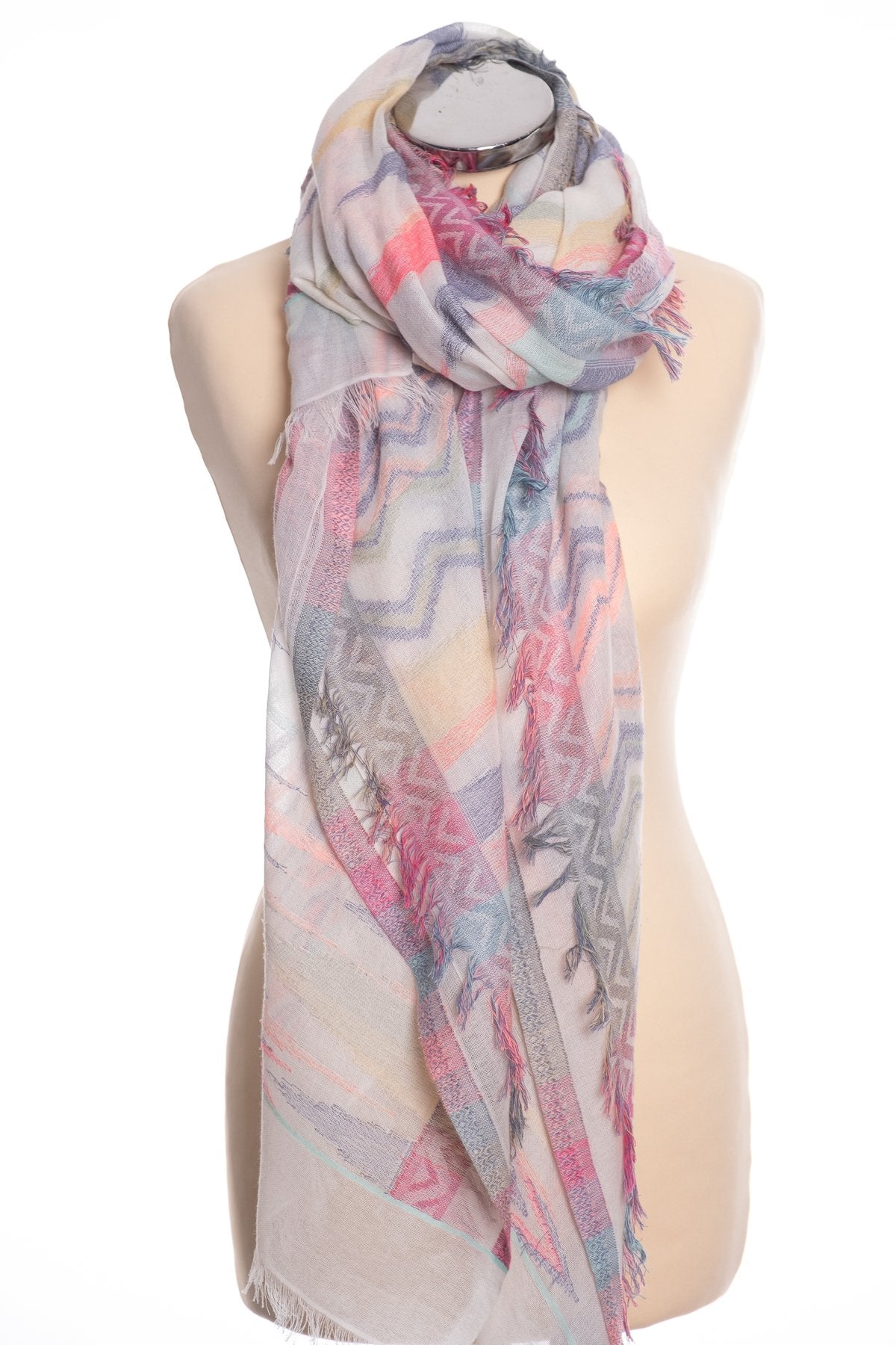 Ombre zig-zag design scarf, pink, tied version