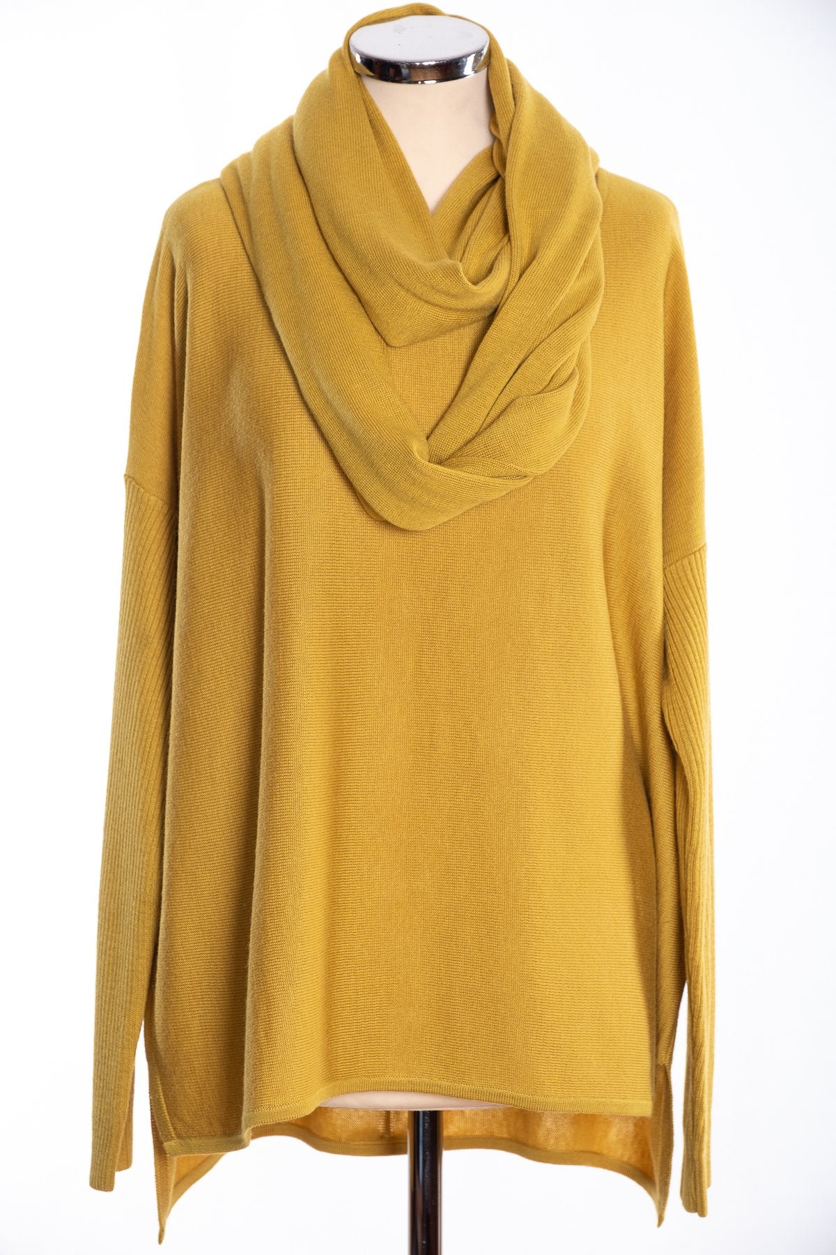 Ginger Toby bow backed jumper, mustard, view with snood
