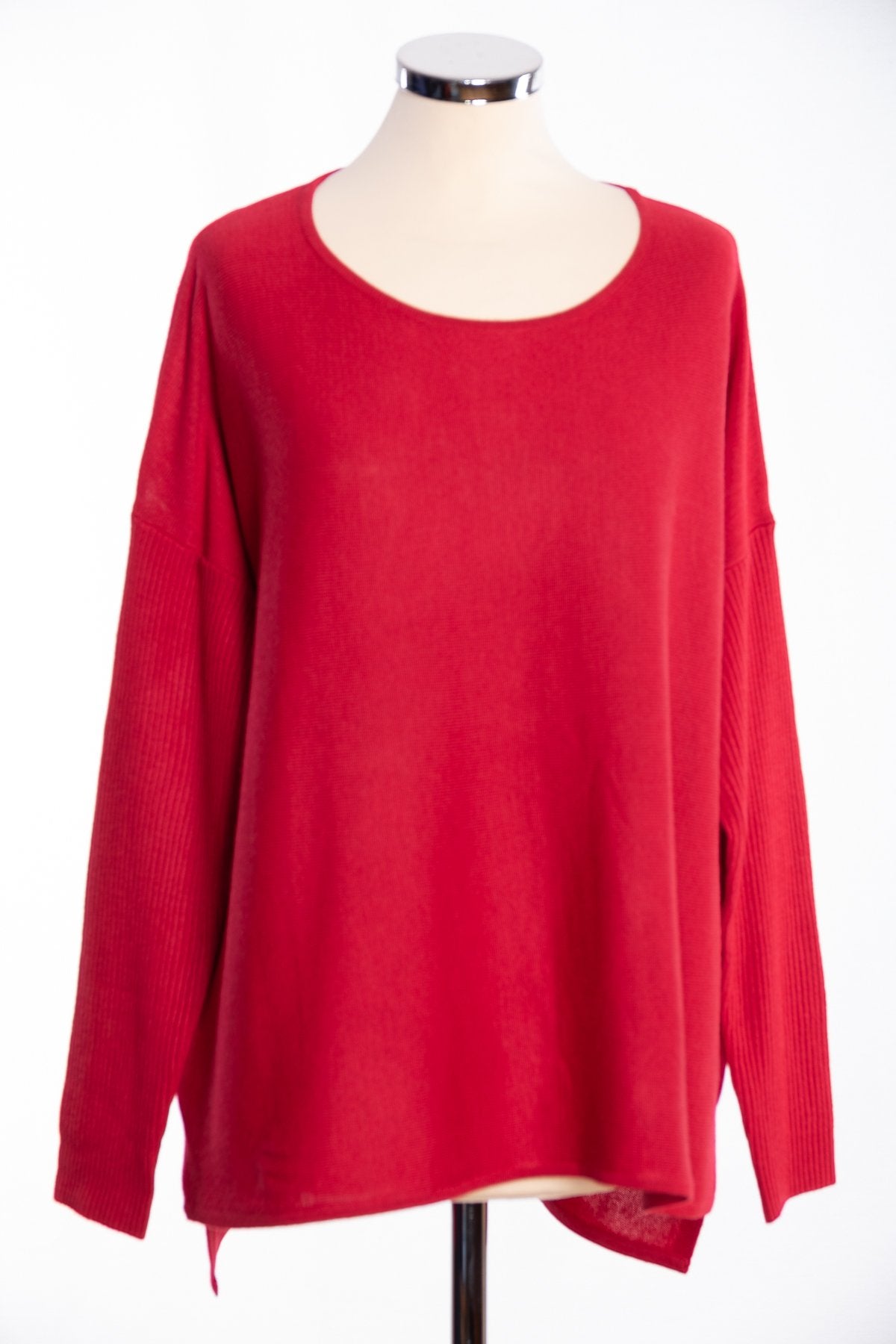 Ginger Toby bow backed jumper, cherry, front view