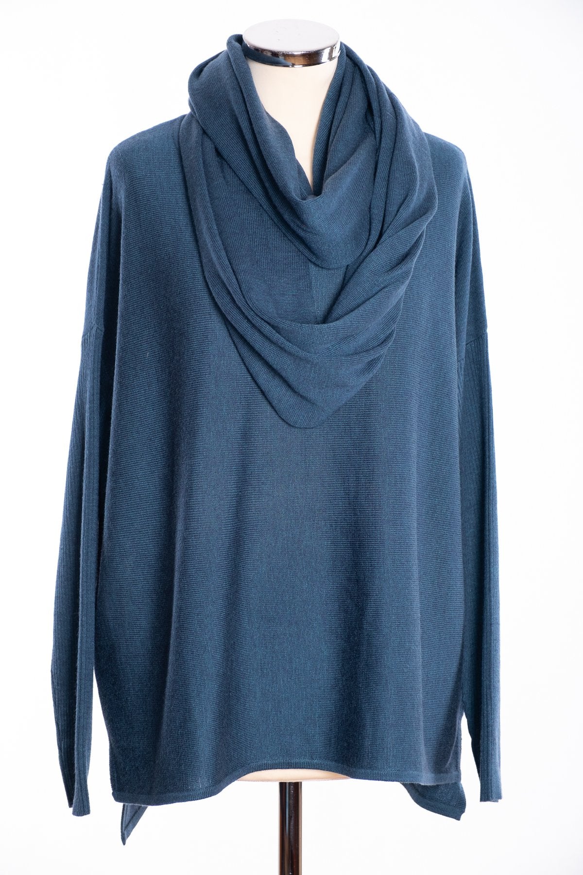 Ginger Toby bow backed jumper, slate green, view with snood